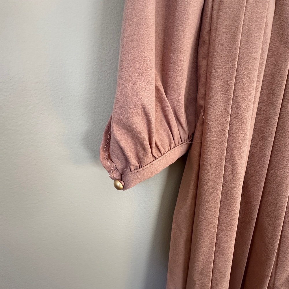 Veiled Collection Dusty Pink wide leg pleated jumpsuit - Picture 5 of 10